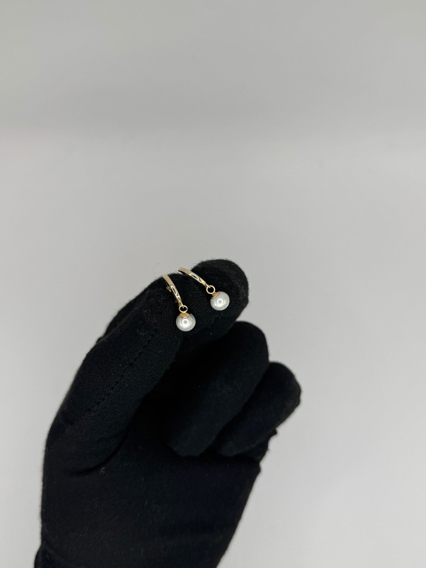 14K Yellow Gold Pearl Huggie Hoop Earrings