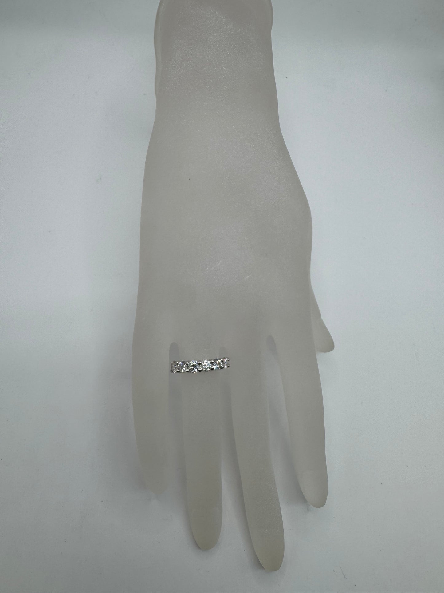 Half Eternity Ring 0.10 Ct