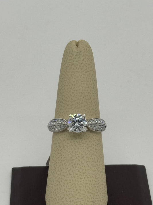 14K White Gold Ring Round Cut