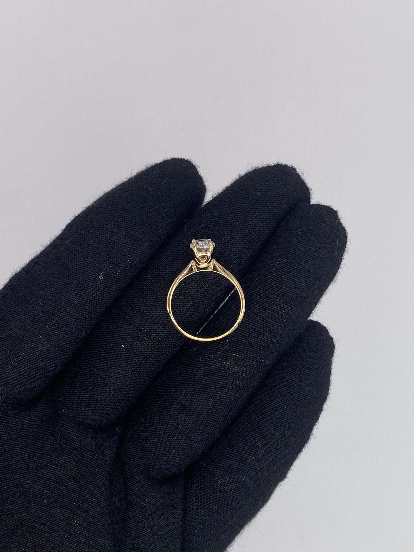 Oval Ring 14K Yellow Gold